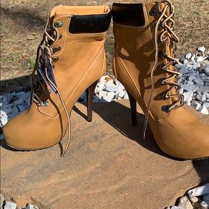 Stiletto Boots size 7.5